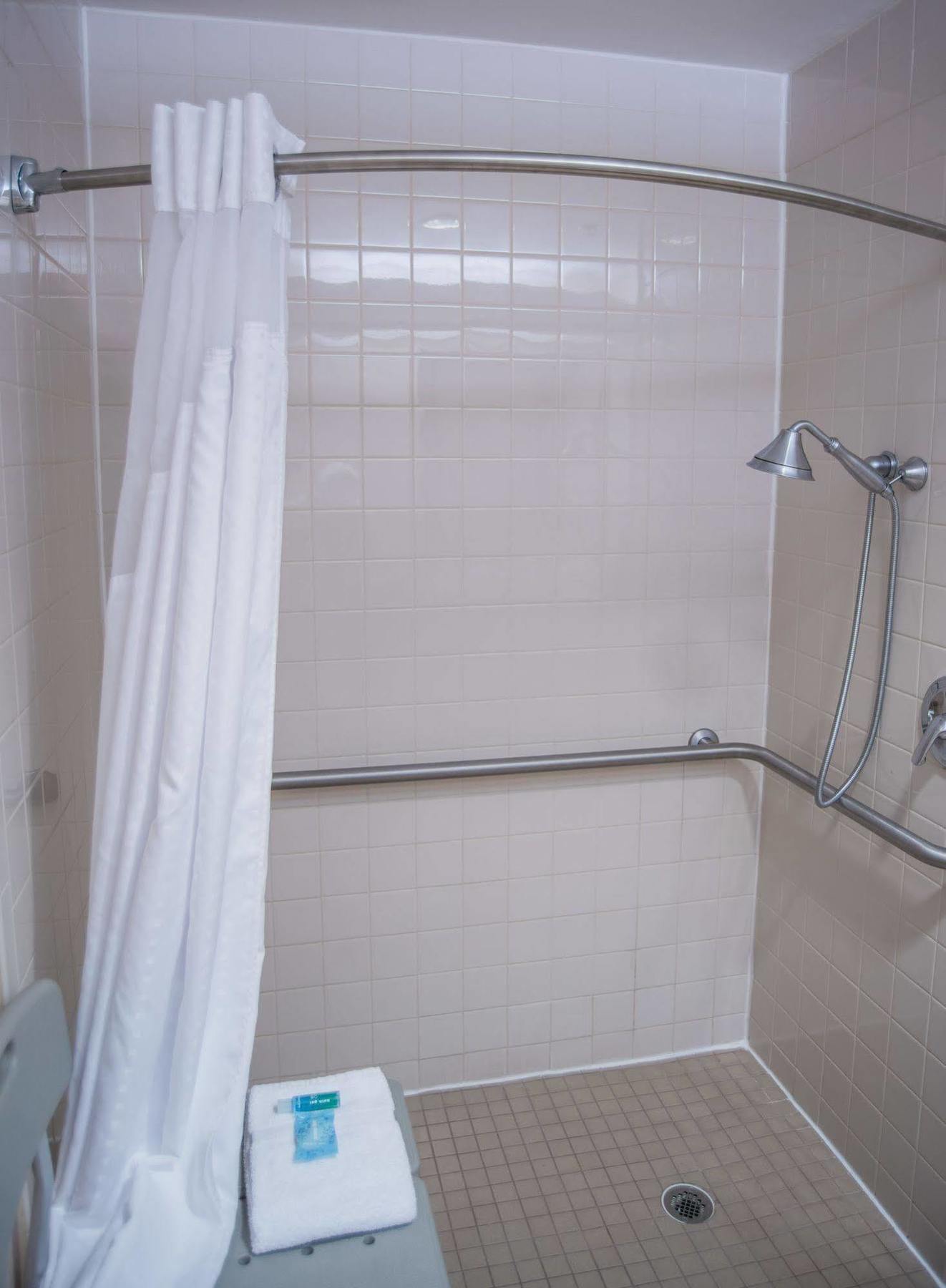 Holiday Inn Express Hotel & Suites Conover - Hickory Area By Ihg Buitenkant foto
