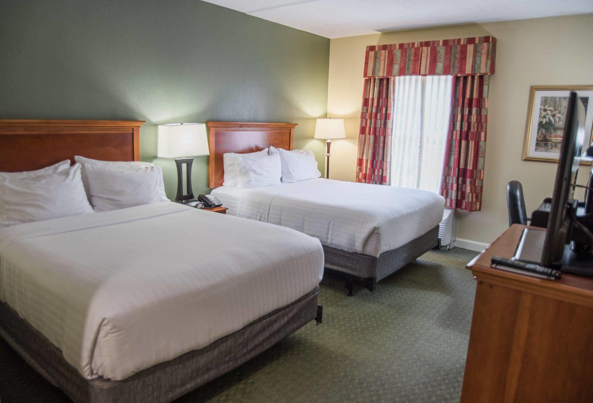 Holiday Inn Express Hotel & Suites Conover - Hickory Area By Ihg Buitenkant foto